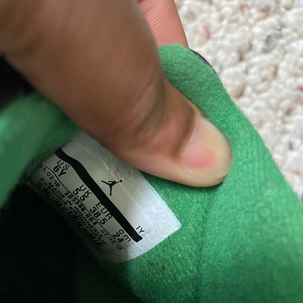 Jordan 8 - Picture 3 of 5